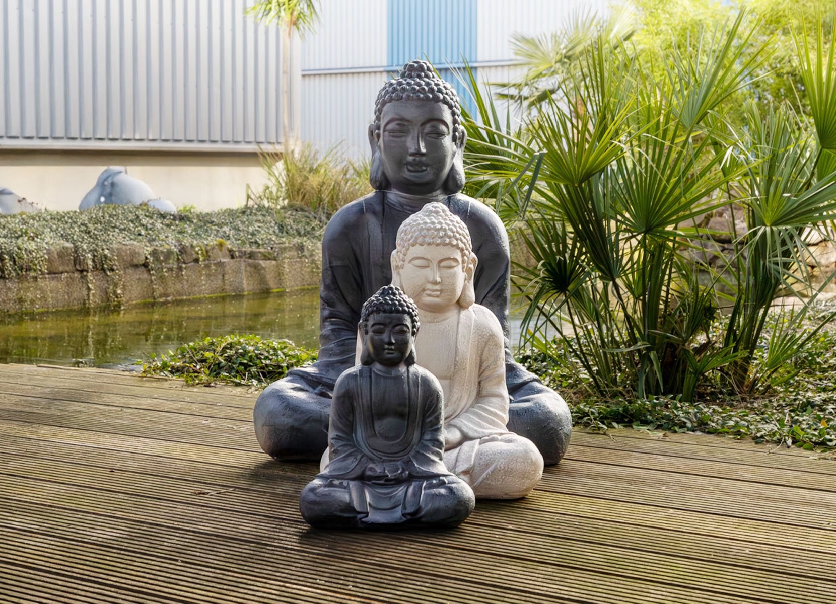 Sitzender Buddha groß 38x25x50cm Sand