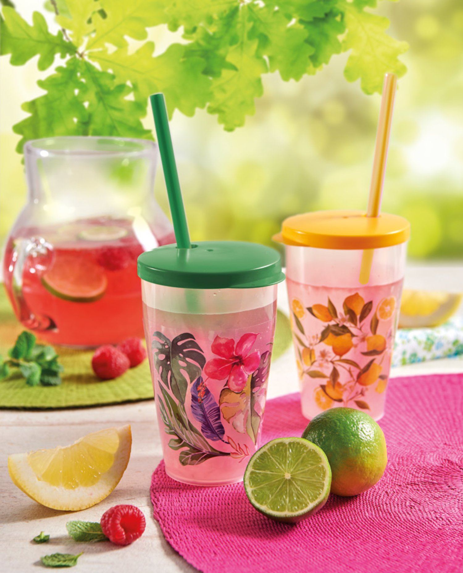 Trinkbecher Hawaii mit Deckel und Trinkhalm 500ml