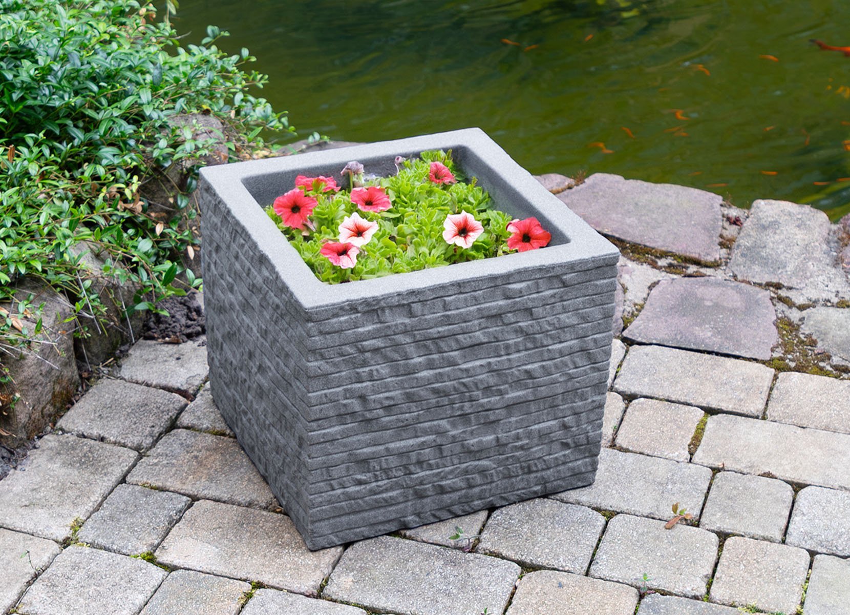 Kubus Ziegel-Pflanzkübel 39x33x39cm Grau