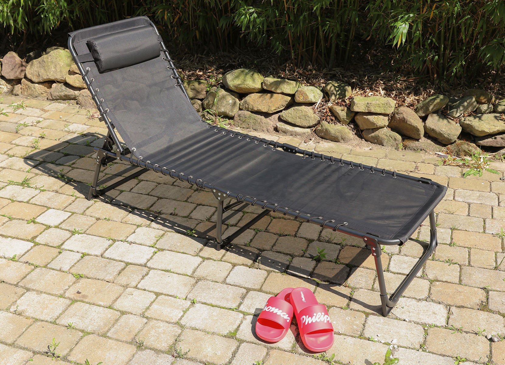 Sonnenliege mit Kopfpolster 190x55x31cm Schwarz