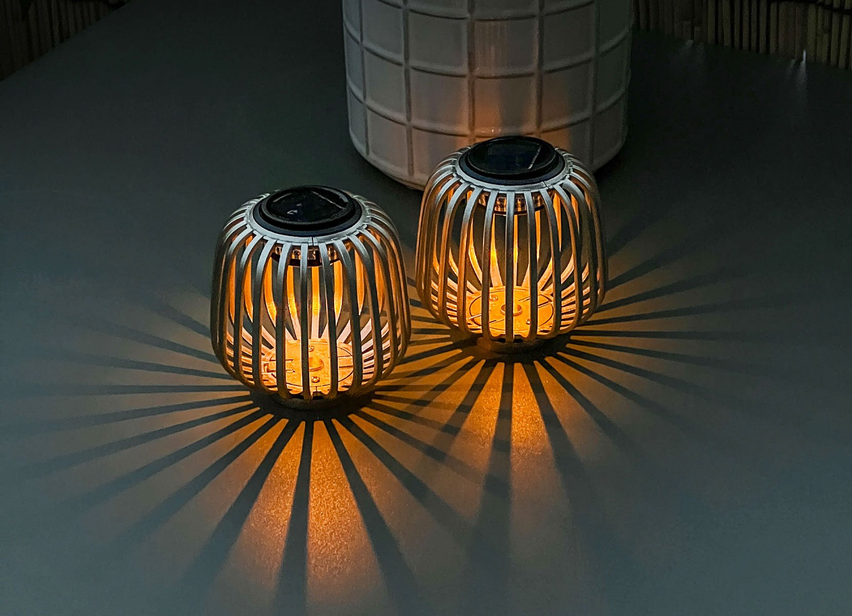 Solar-Tischlicht mit Rillen 2er-Set 8x8cm Champagner