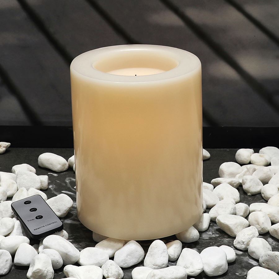 Große LED-Kerze 16x20cm Warmweiß