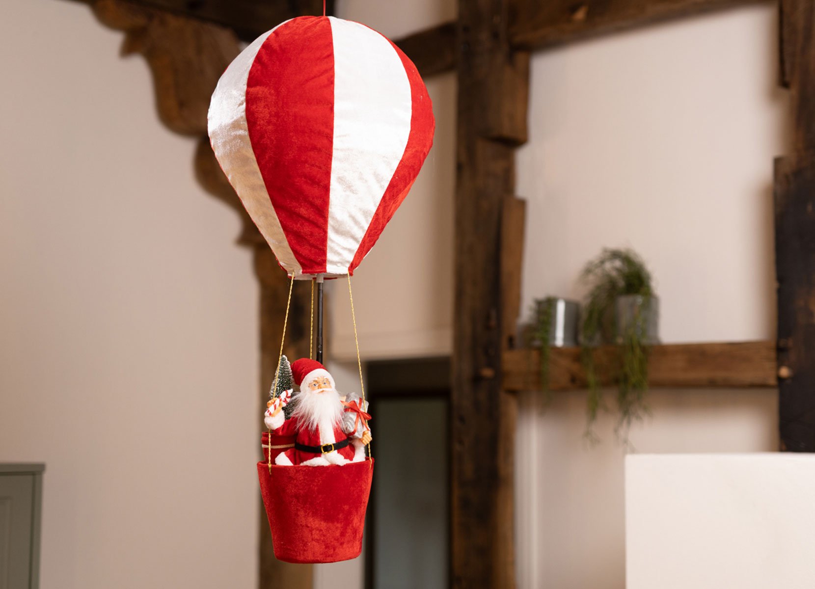 Weihnachtsmann im Heißluftballon 40x93cm