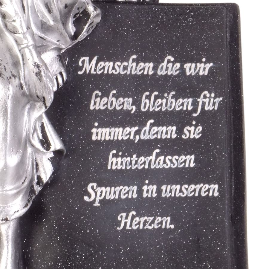 GrabSpruchstein mit sitzendem Engel