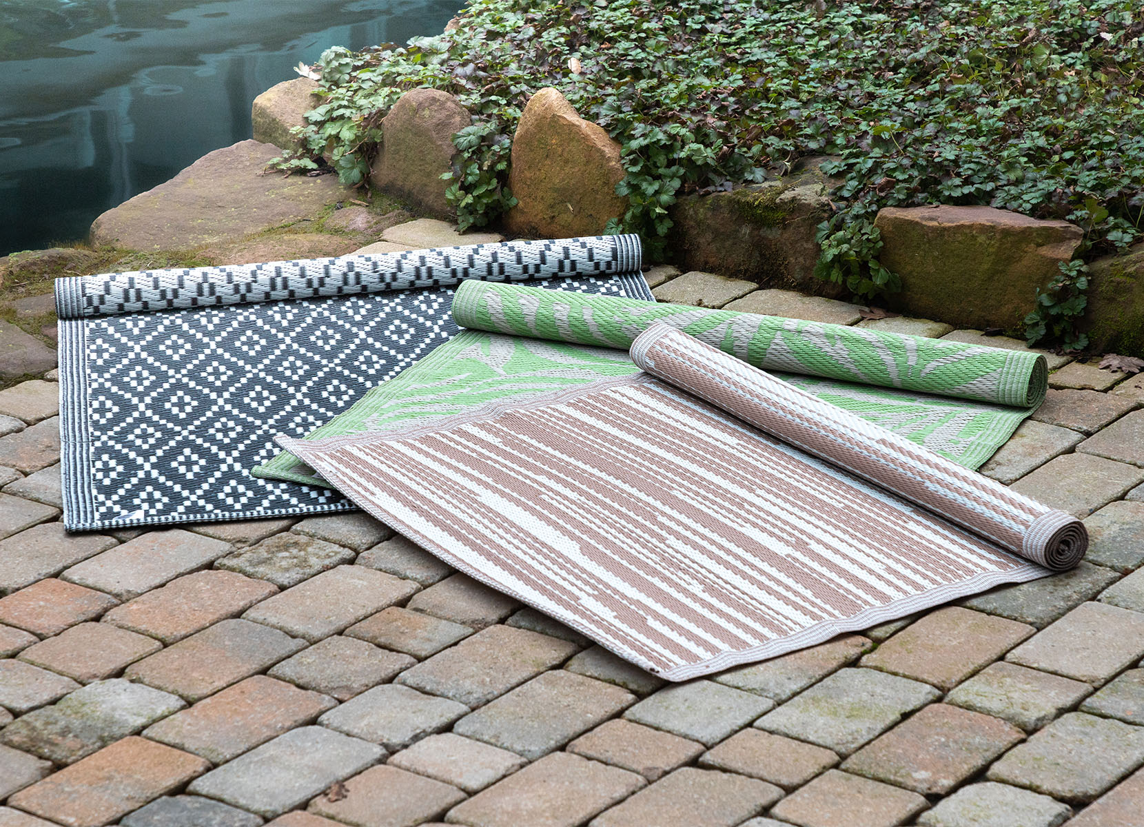 Outdoor-Teppich Streifen 180x120cm Hellbraun/Weiß