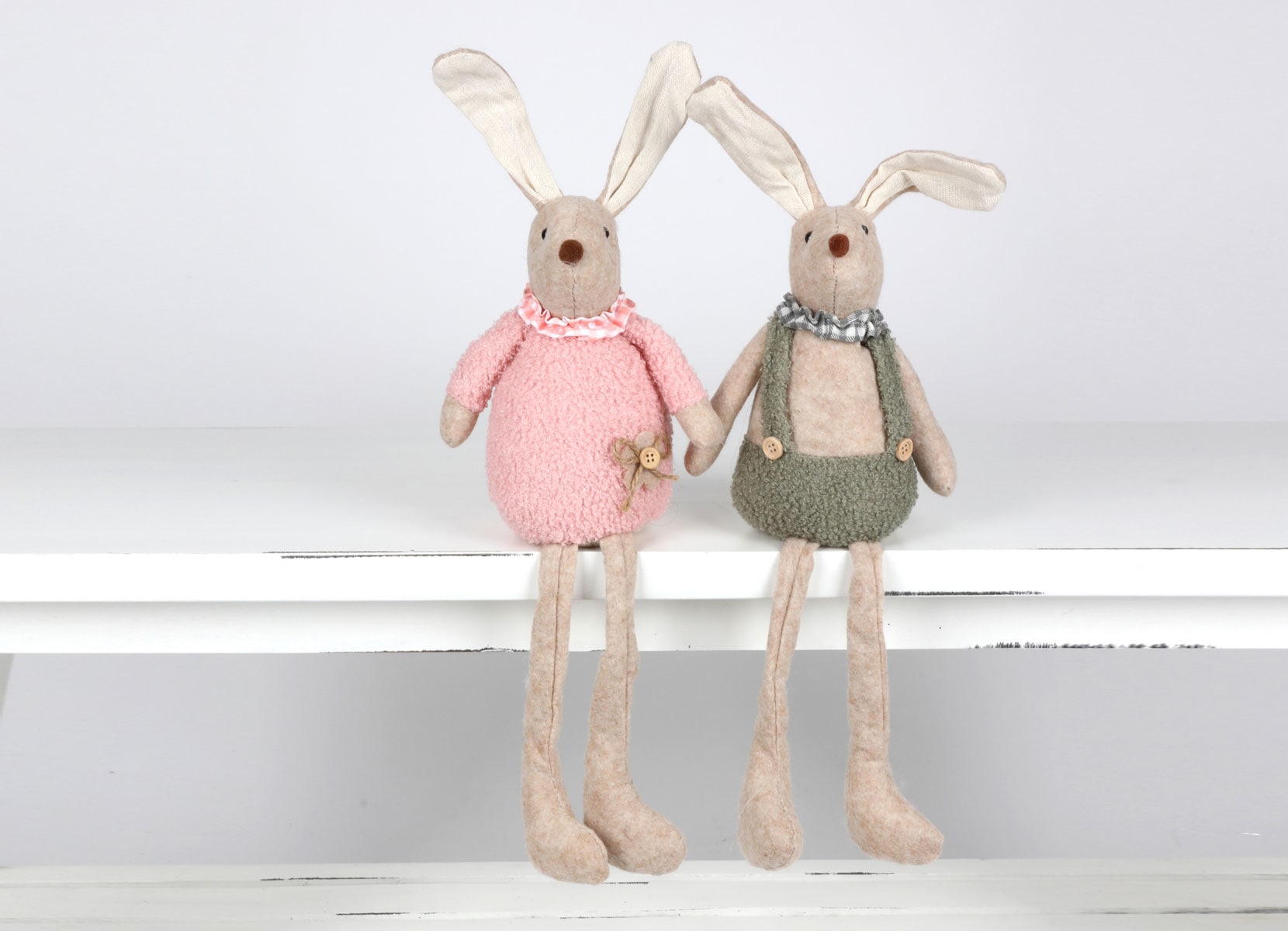 Kleiner Deko-Hase als Kantenhocker 46cm