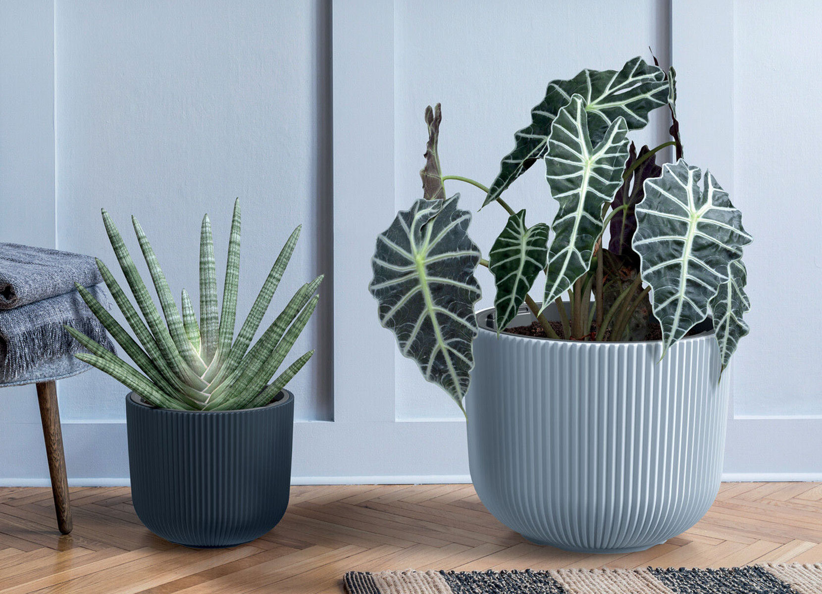 XXL Blumentopf Milly bauchig Rillendesign mit Einsatz 47cm Steingrau