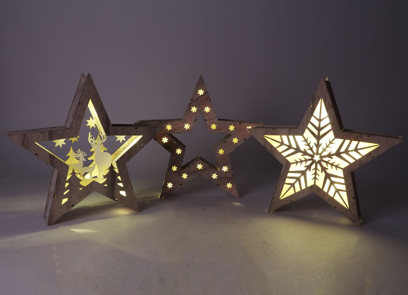 Weihnachtlicher LED-Dekostern aus Holz 36cm Grau/Weiß