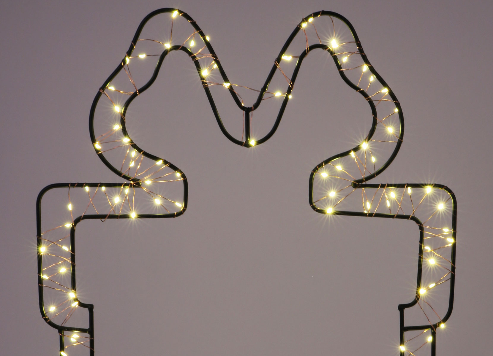 Große LED-Metalldeko 130 LEDs Warmweiß Geschenk für den Außenbereich