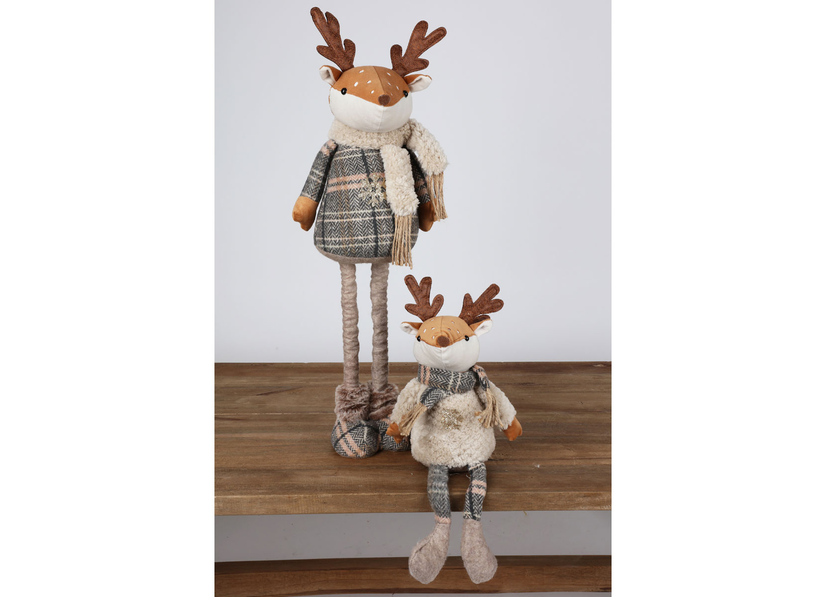 Rentierfigur Kantenhocker 17x40x13cm