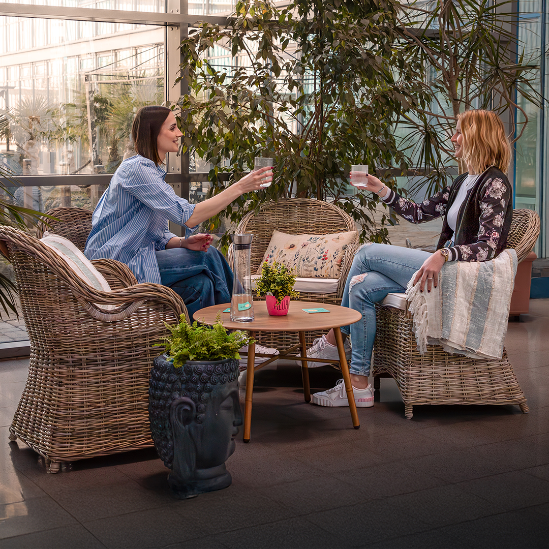 14578066_Rattanstuhl_Athena_1080x1080_1